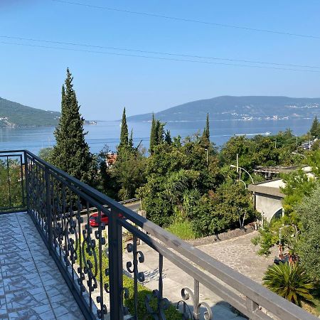 Vila Corovic Кумбор Екстер'єр фото