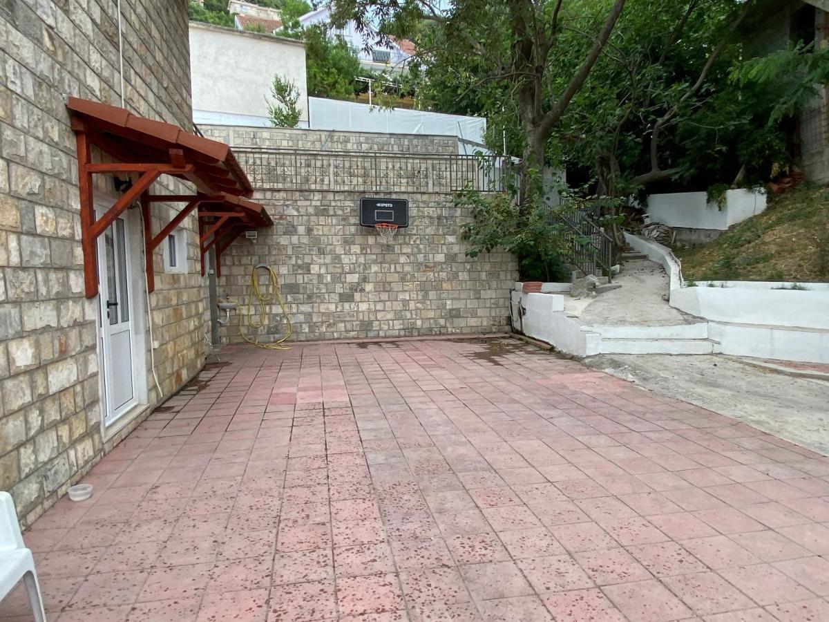 Vila Corovic Кумбор Екстер'єр фото